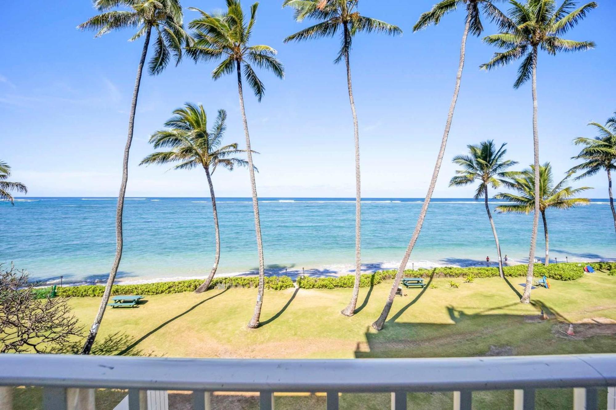 Beautiful Beachfront Condo Laie Exteriér fotografie